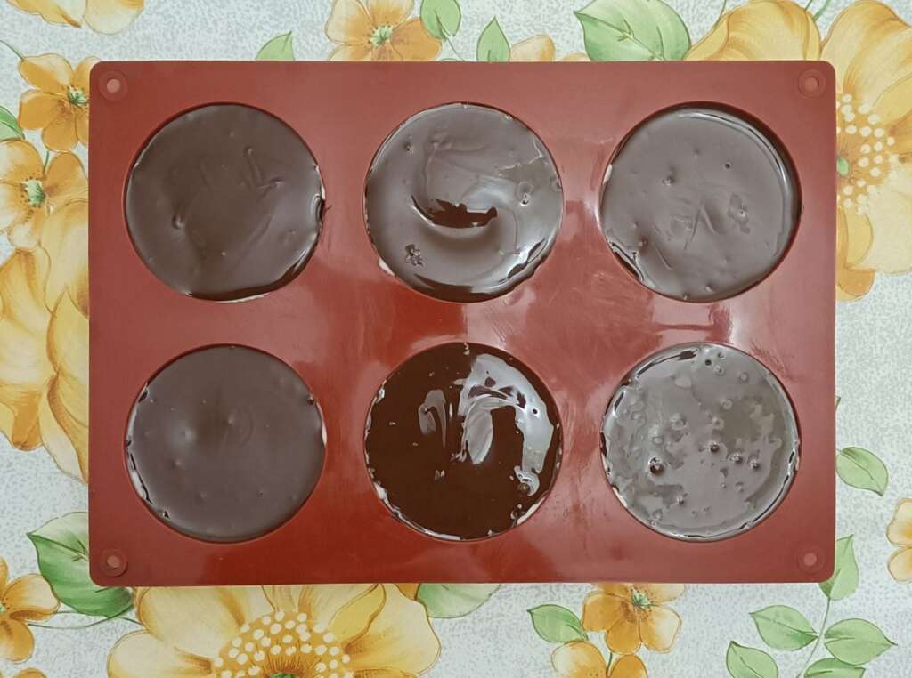 Copertura finale di cioccolato fondente