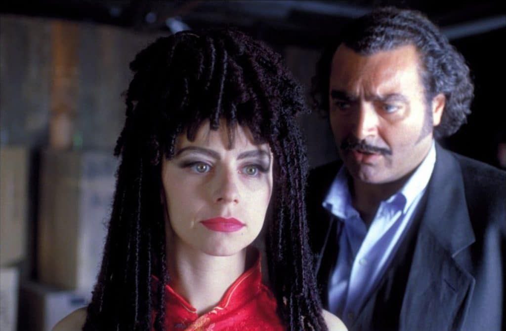 Solo, AI cosciente, che cerca di far prendere coscienza ad un'altra AI.